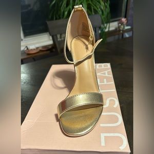 NIB JustFab 6.5 Heeled Sandal